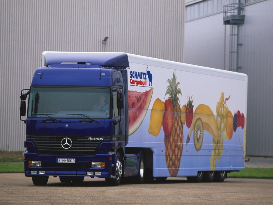  Mercedes-Benz Actros 1848 1997 года  (фото 6 из 8)